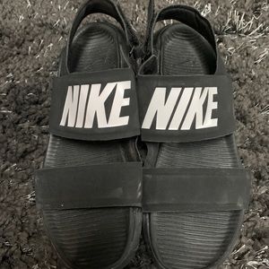 nike slides